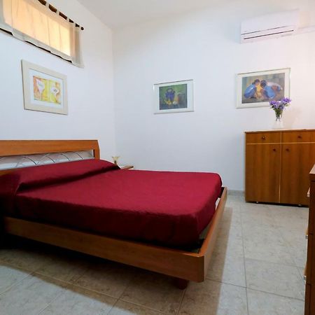 Bed & Breakfast L'Aquilino Iglesias Exterior photo